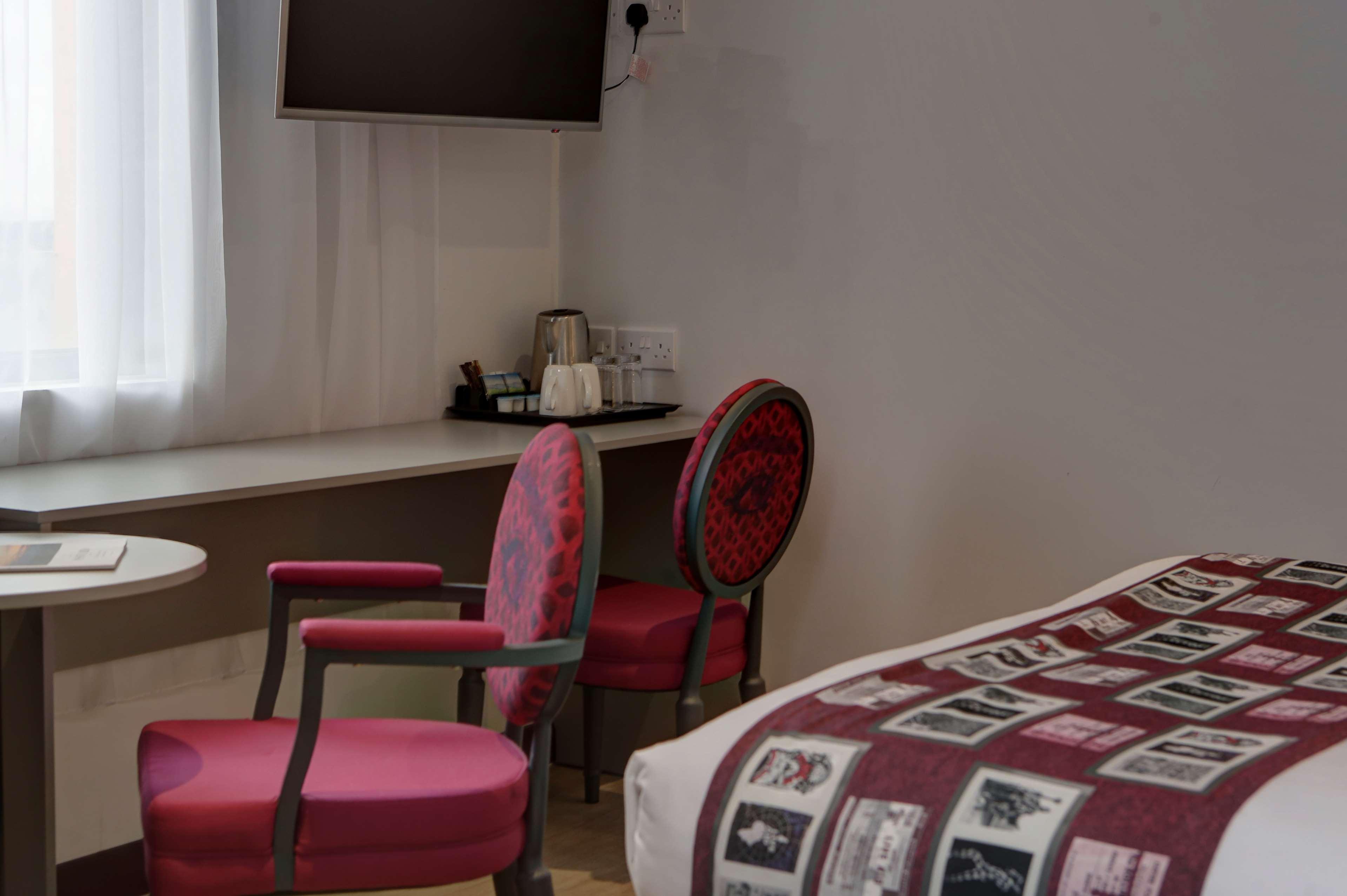 Best Western Plus London Wembley Hotel Екстериор снимка