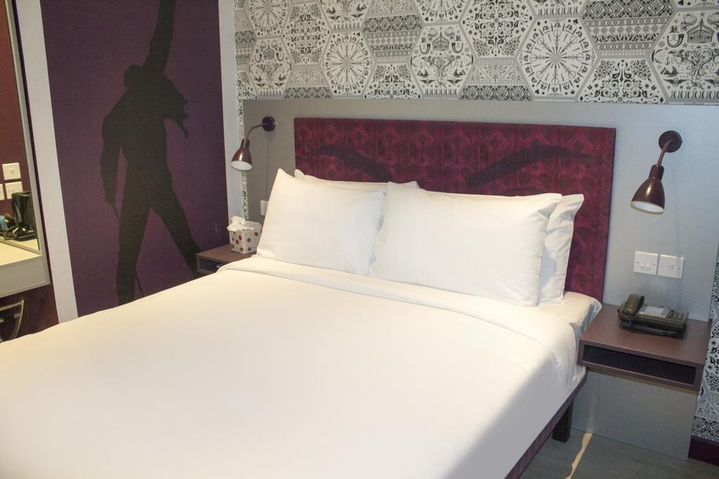 Best Western Plus London Wembley Hotel Екстериор снимка