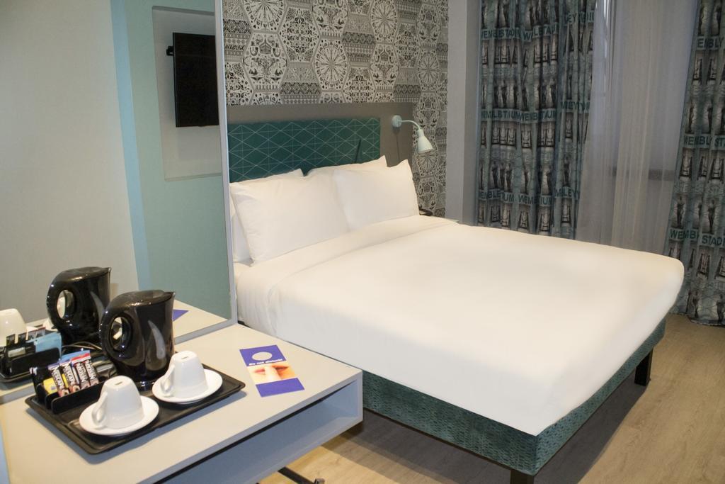 Best Western Plus London Wembley Hotel Екстериор снимка